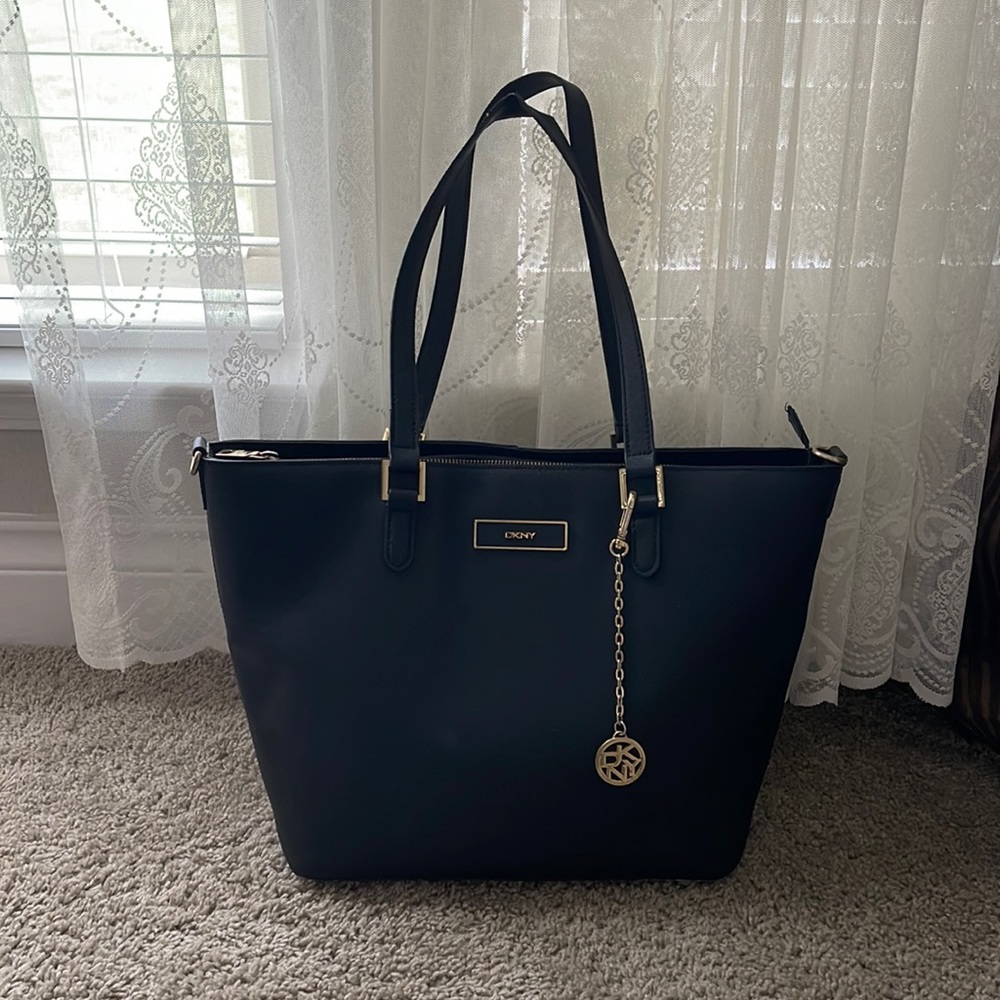 DKNY Black Women Tote Bag